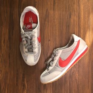 nike mach runner red